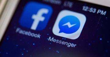 Facebook testuje velkou aktualizaci Messengeru, která přináší integraci SMS a podporu více účtů