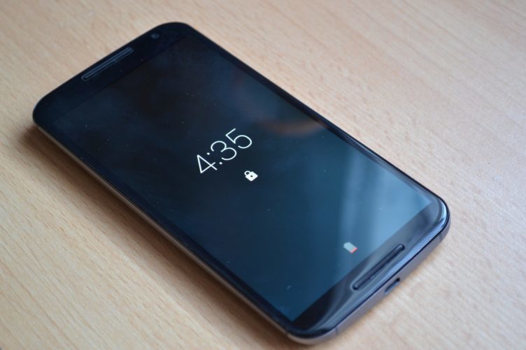 Motorola Moto X (2015) - aktivní notifikace Motorola Moto X (2015) - aktivní notifikace