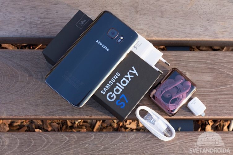 Samsung Galaxy S7 obsah balení