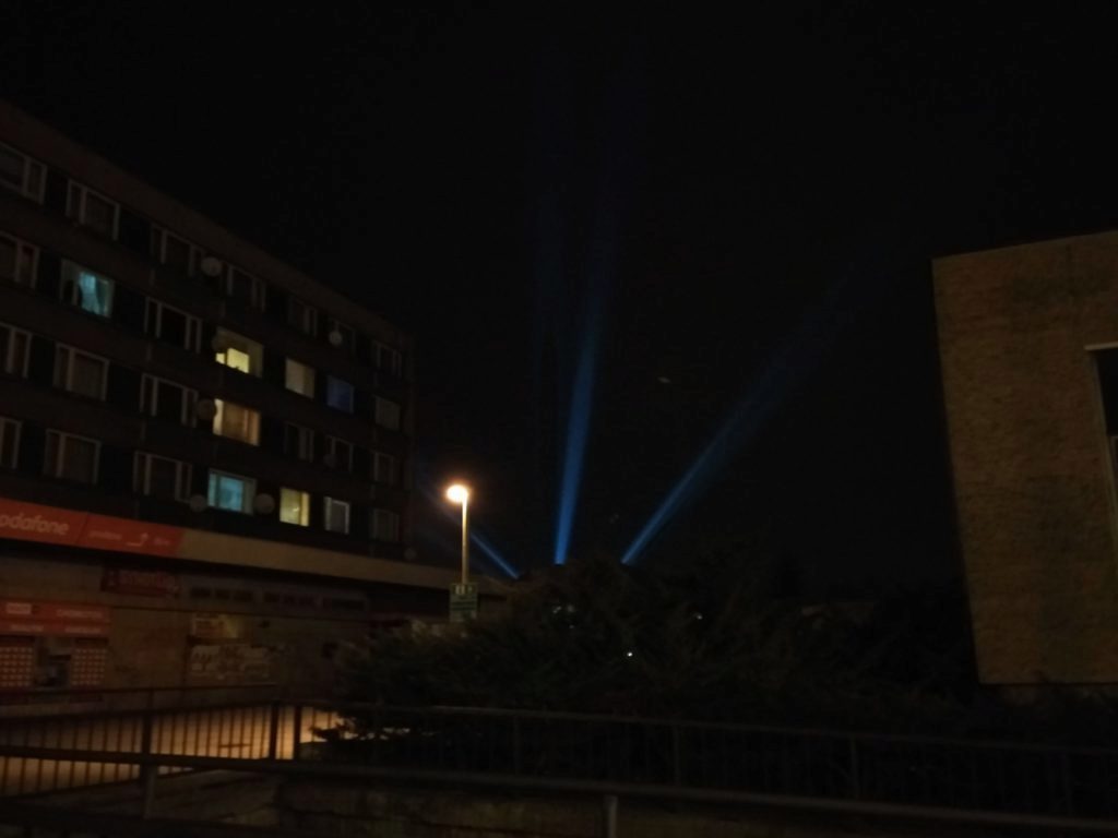 Xiaomi Mi4S noční fotka