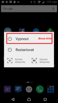 Držte tlačítko Vypnout