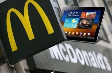 McDonald’s a Samsung uzavřeli dohodu – tablety na hraní pro každého. Dostanou se i k nám?