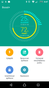 Prostředí aplikace HTC Boost+