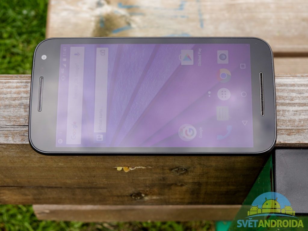 Lenovo Moto G (2015) - konstrukce, přední strana 4