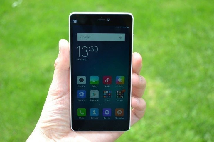 Xiaomi Mi4i - displej telefonu