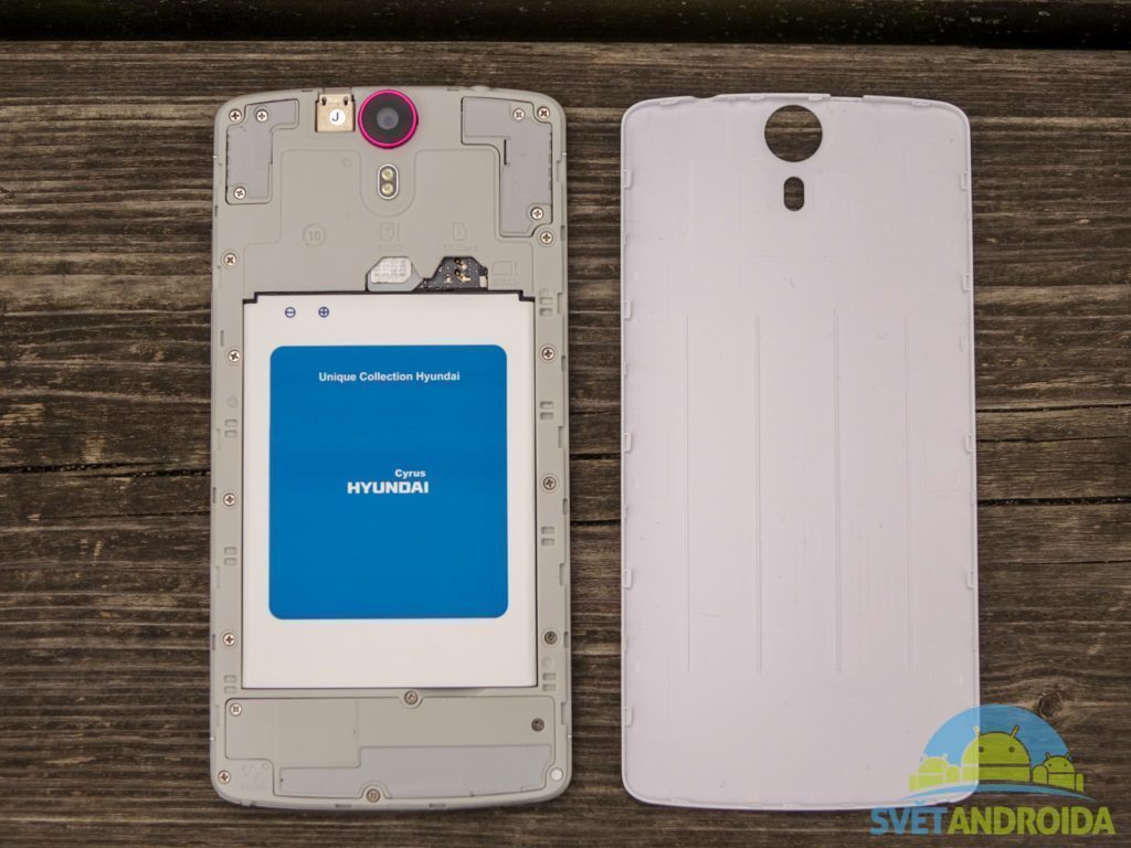 Hyundai Cyrus HP554O konstrukce zadní kryt