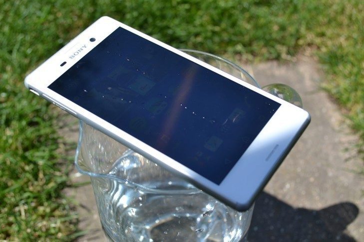 Sony Xperia M4 Aqua - konstrukce telefonu