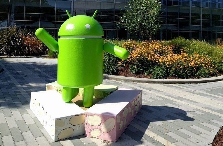 Android-Nougat-Statue-e1467611722842