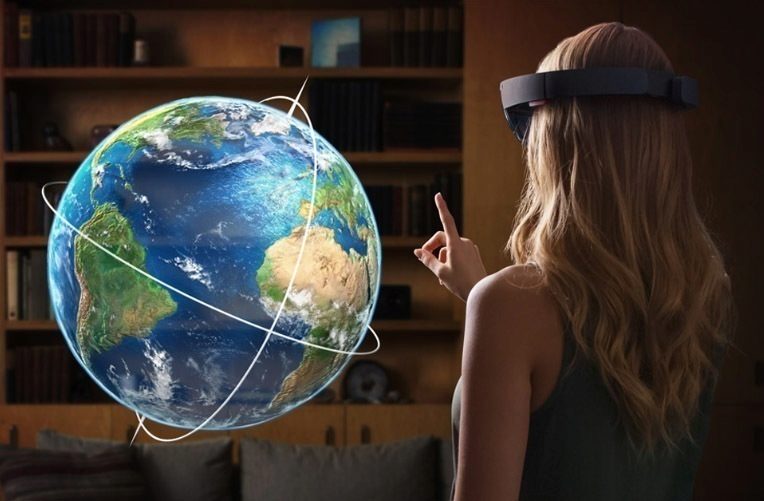 Microsoft HoloLens