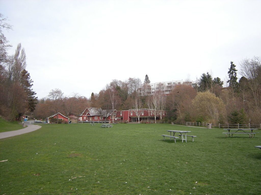 Pobřežní park (Author: Joe Mabel)