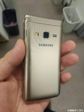 Snímek Samsungu Galaxy Folder 2