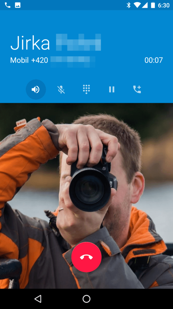 Google Phone 4.1 probíhající hovor