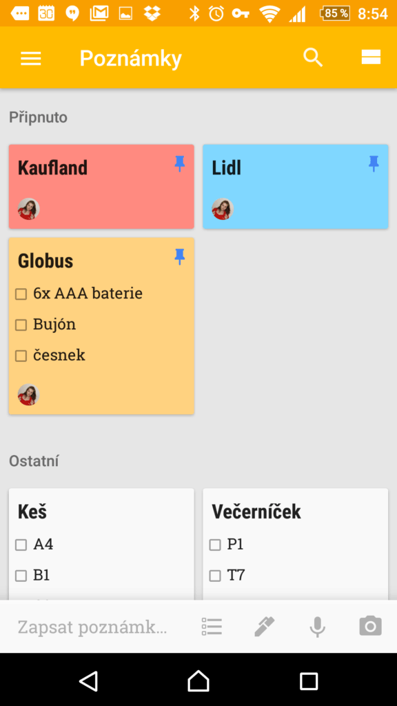 Přišpendlené poznámky se zobrazují nahoře