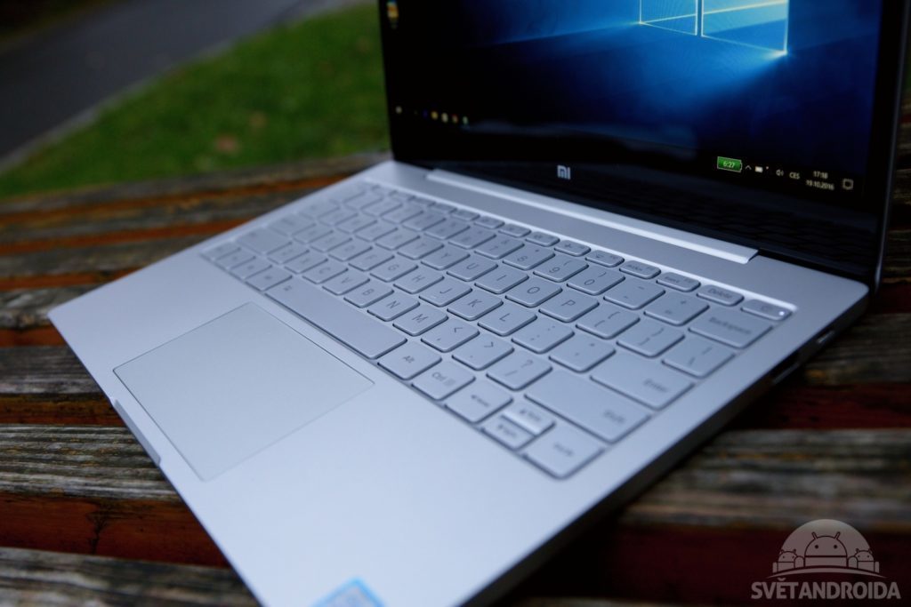 xiaomi-mi-notebook-air-125-klavesnice-2