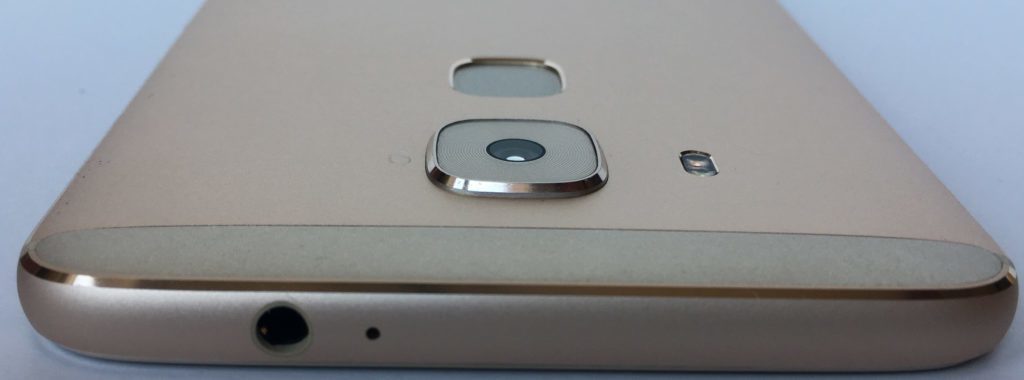 Huawei Nova Plus horni ramecek