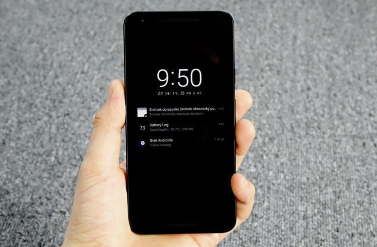 Nexus 5X - aktivní notifikace