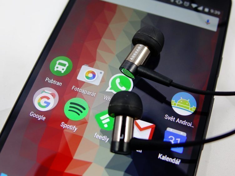 Nexus 5X - sluchátka, audio výstup