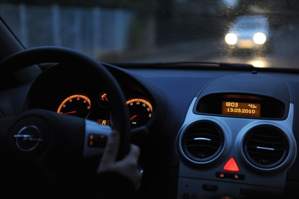Odborníci chválí ovládání zařízení ovládacími prvky na volantu či v dosahu