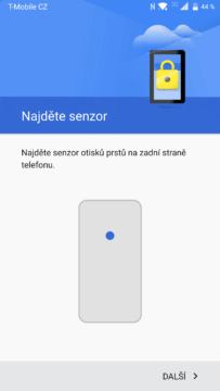 Telefon má čtečku otisků prstů