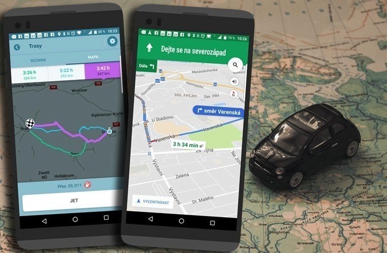 telefon v roli navigace hlasovacka ico