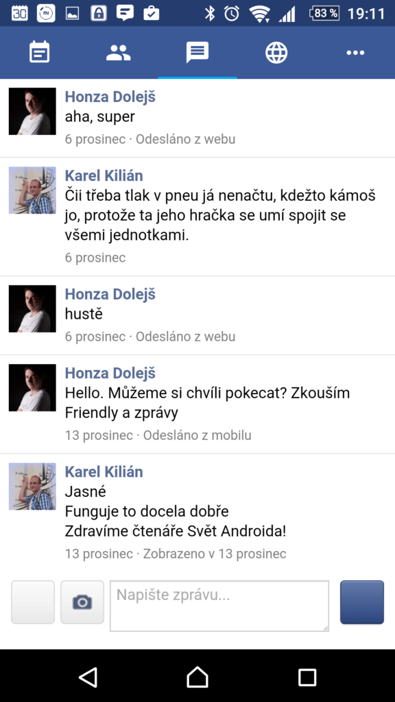 Ani zde nechybí komunikace přes chat