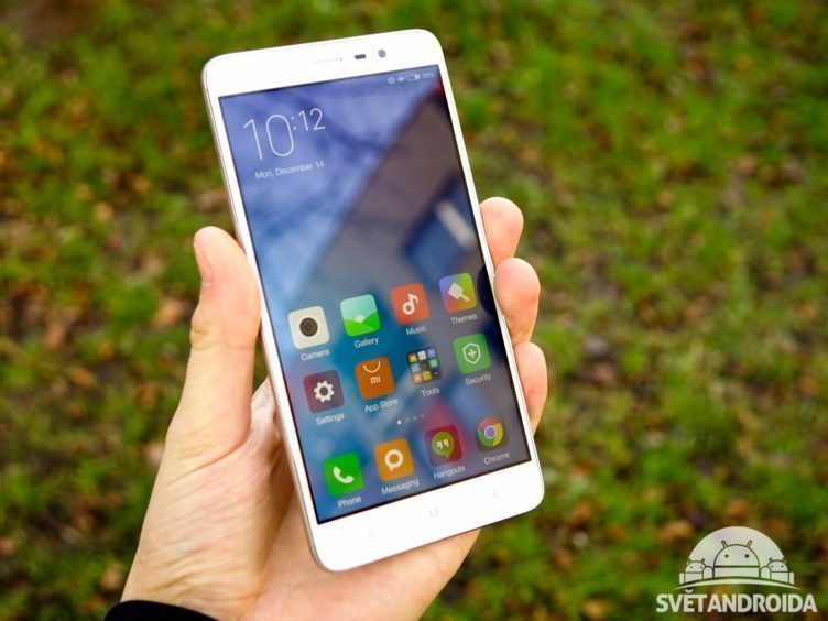 Xiaomi Redmi Note 3 - konstrukce, držení Xiaomi Redmi Note 3 - konstrukce, držení