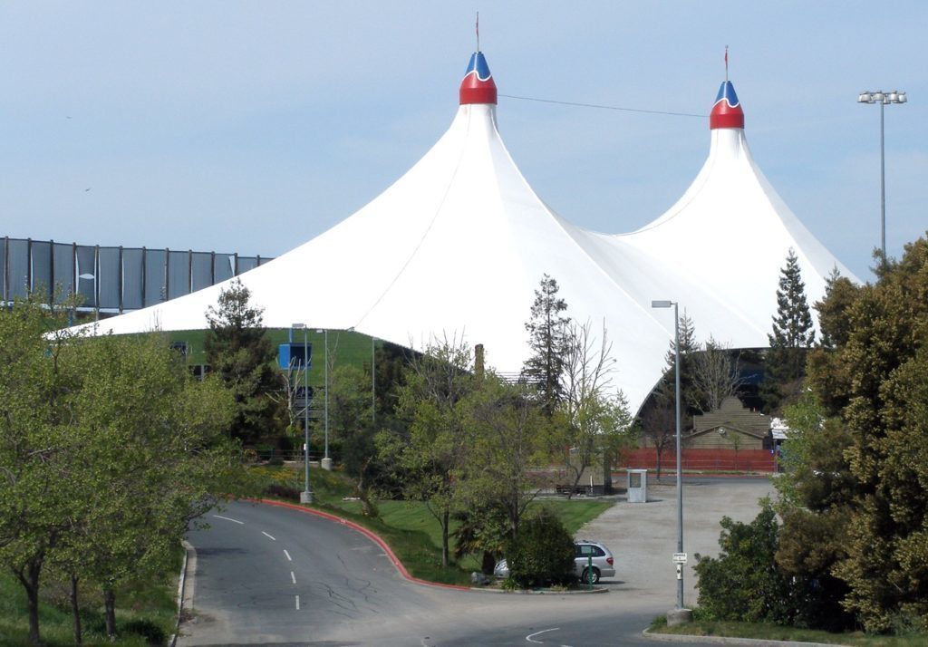 Konference Google I/O 2017 proběhne 17. až 19. května ve Shoreline Amphitheatre