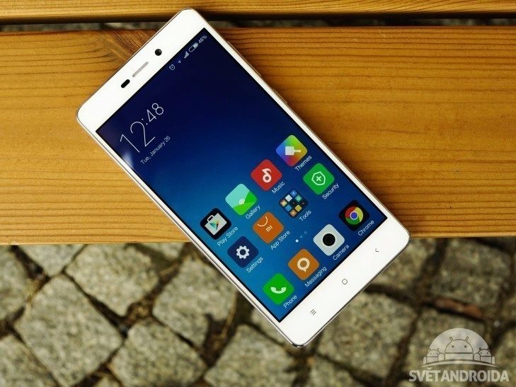 Xiaomi Redmi 3 - konstrukce, přední strana