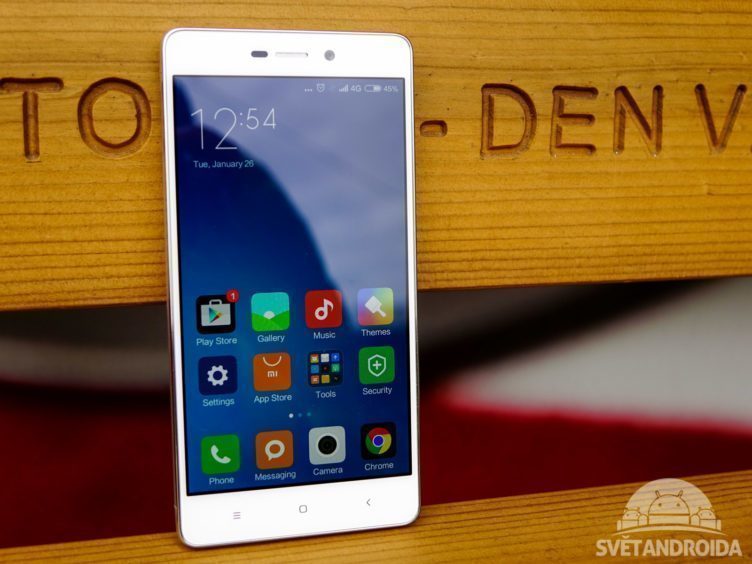 Xiaomi Redmi 3 - konstrukce, přední část telefonu (1)