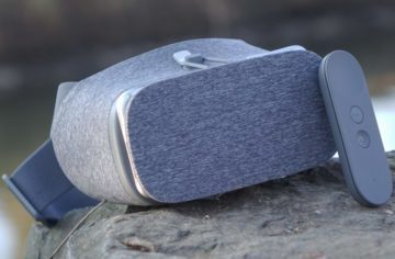 Google Daydream View: Povedený headset, který potřebuje kvalitní aplikace (recenze)