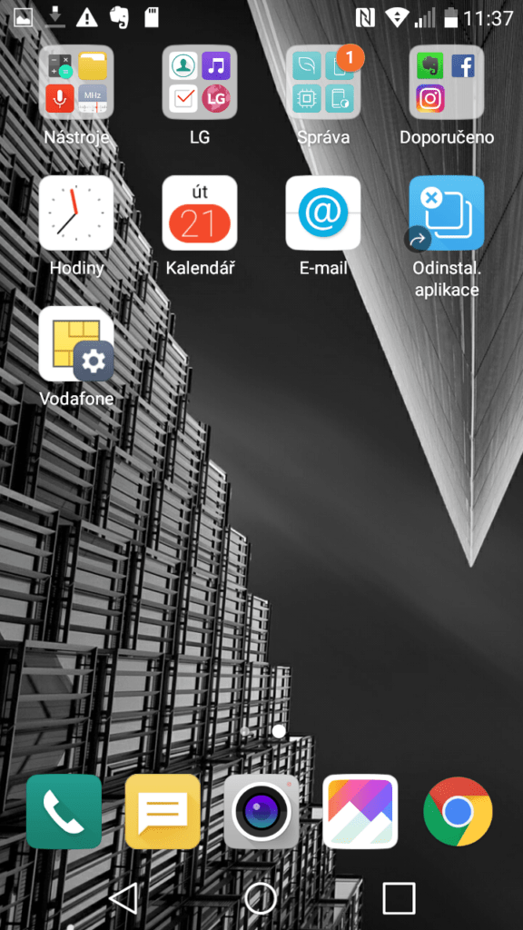 LG K10 2017 launcher 2