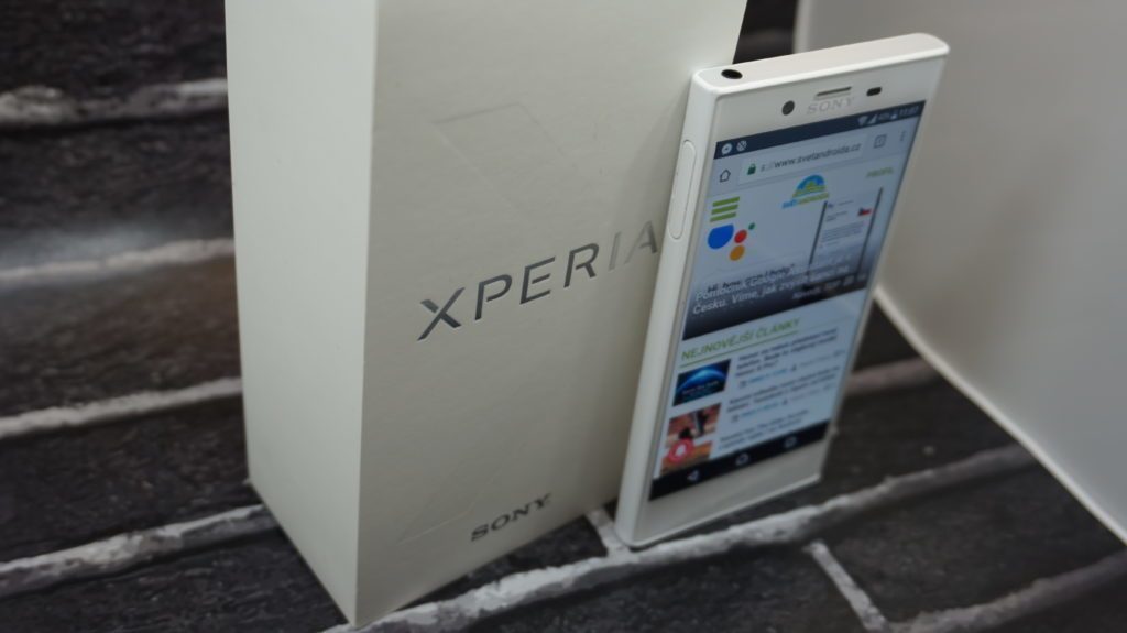 Sony Xperia X Compact baleni