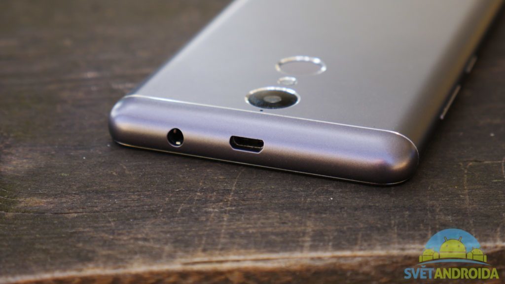 Lenovo K6 Power konstrukce MicroUSB
