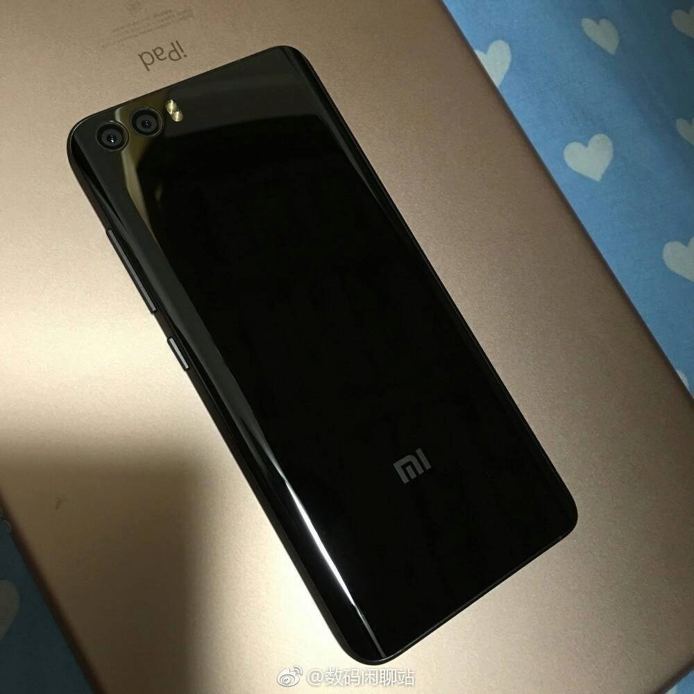 Xiaomi Mi 6 zada Xiaomi Mi 6 zada