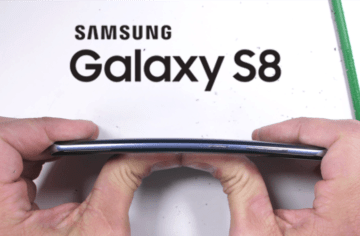 Jak je na tom telefon Galaxy S8 s odolností? Výsledky brutálního testu překvapily