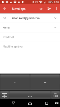 Takto vypadá klávesnice, na které zvládnete psát bez koukání na obrazovku