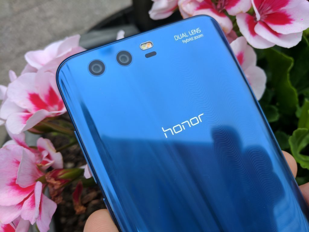 Vlajková loď Honor 9 3