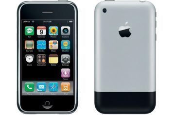 První iPhone slaví 10 let. Takhle změnil Android