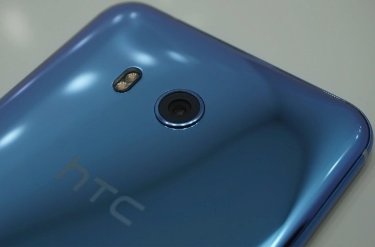 HTC U11