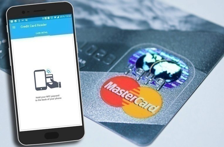 Jak lze mobilem číst bezkontaktní platební karty