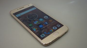 Moto G5 Plus konstrukce (1)