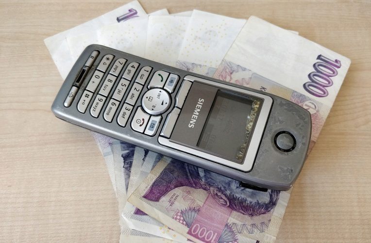 Za-kolik-jste-koupili-svůj-telefon Za-kolik-jste-koupili-svůj-telefon