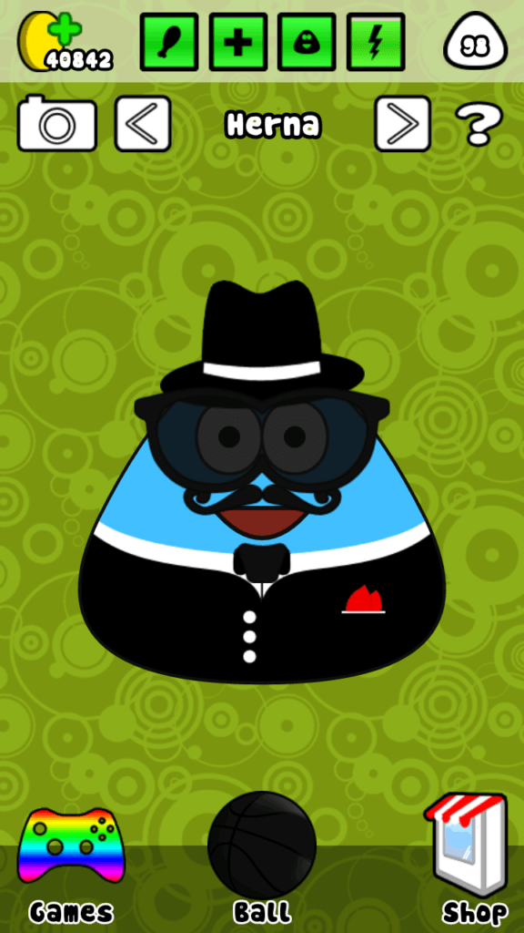 Pou v obleku