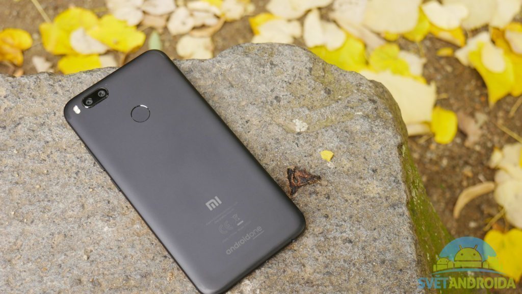 Telefon-Xiaomi-Mi-A1-konstrukce-zadni strana