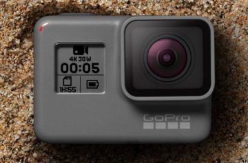 GoPro napodobuje iPhony. Hero 6 vypadá stejně jako předchůdce, je ale 2x rychlejší (video)