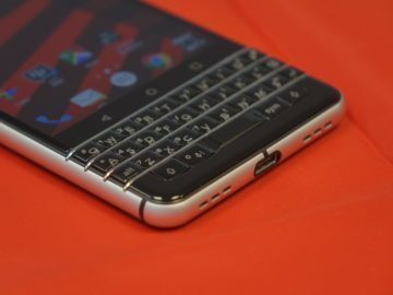 hw klavesnice blackberry keyone