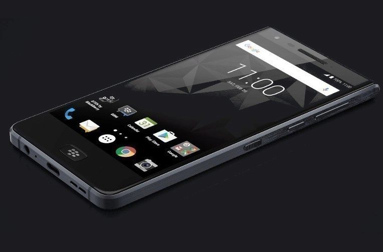 novy blackberry telefon motion