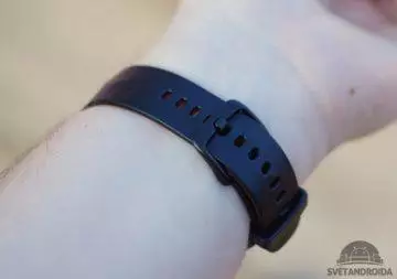 Samsung Gear Fit 2 Pro zapínání