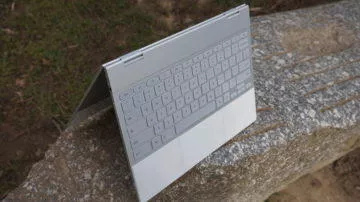 klavesnice touchpad pixelbook