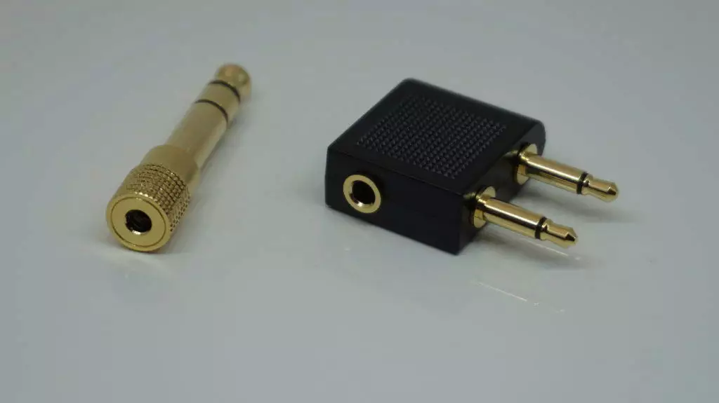 Sennheiser PXC 550 konektory